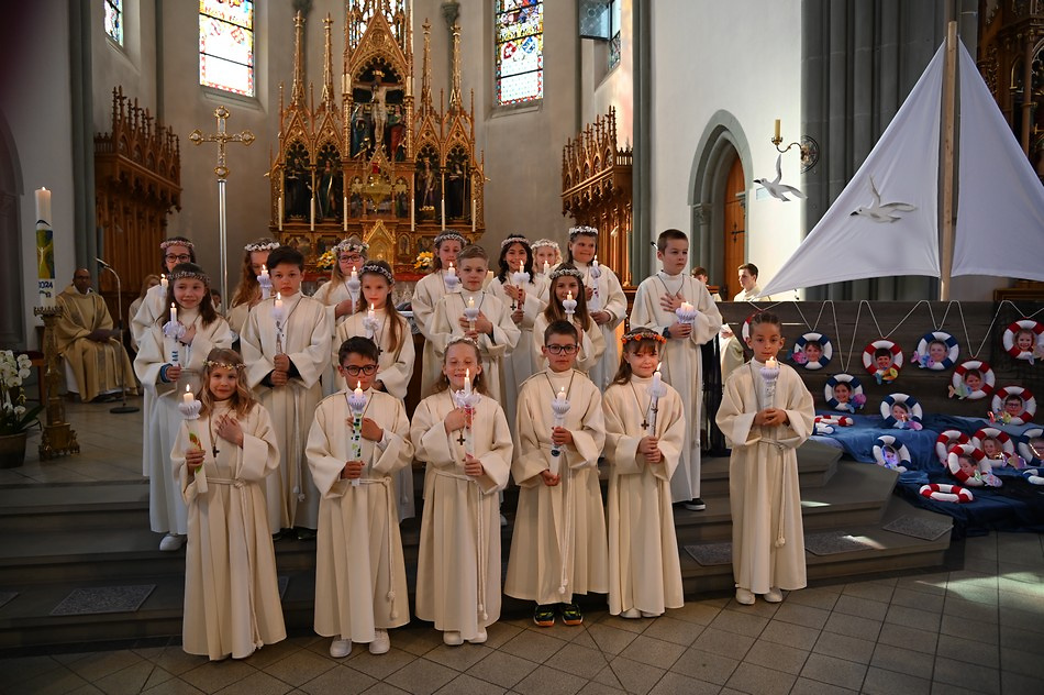  Buenzenbb240414 Erstkommunion Boswil (117)