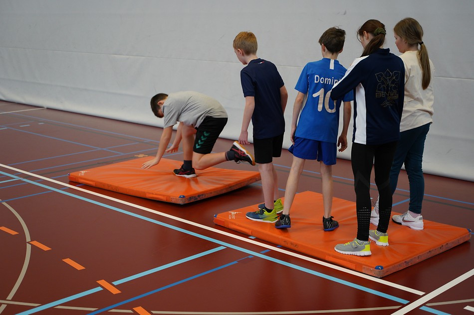  BuenzenPRMinifestbb20250315 1518 A7303534