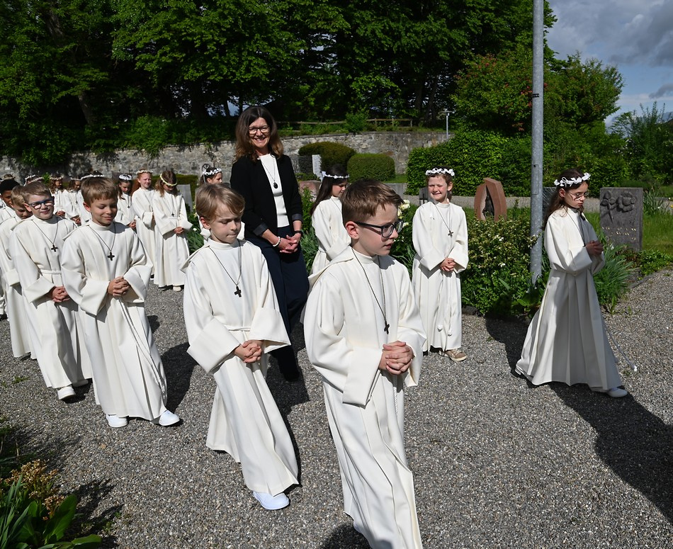  250504 Kommunion Bünzen (8)bb