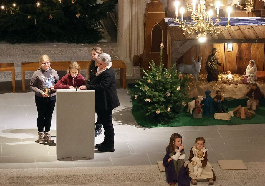  Buenzenbb2025 12 24 Familiengottesdienst 11